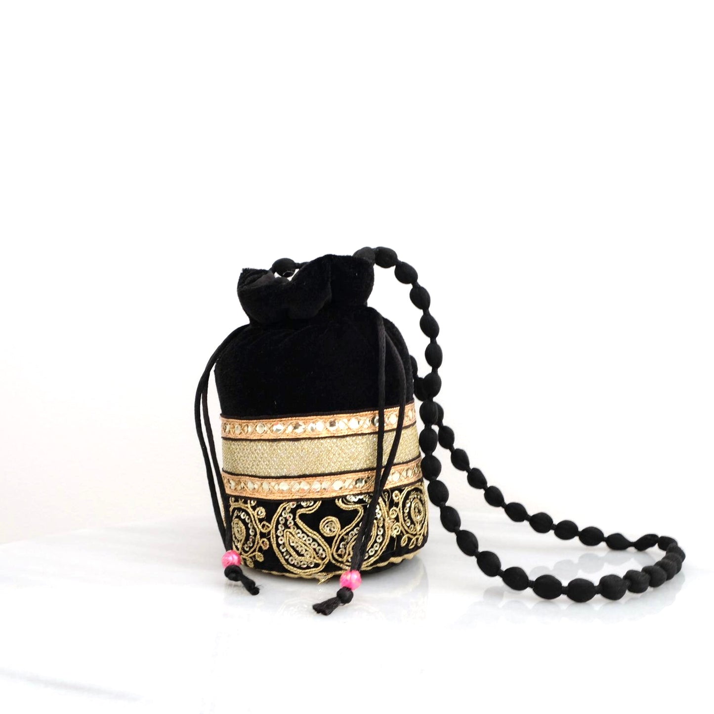 Fluwelen potli in zwart