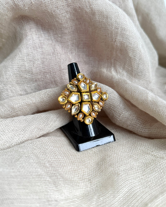 Vierkante statement ring