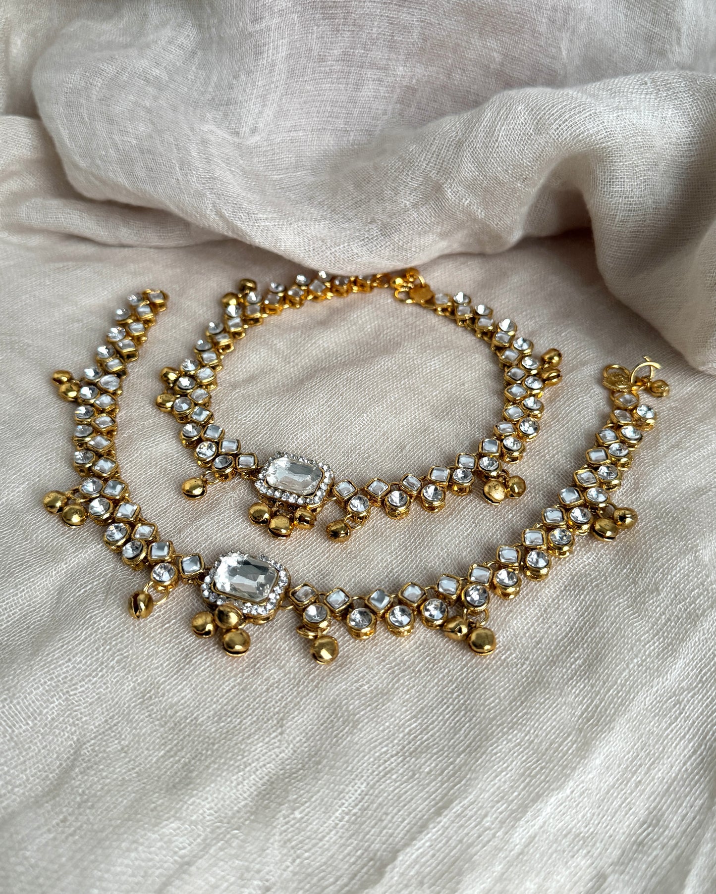 Goudkleurige payals ghungroo