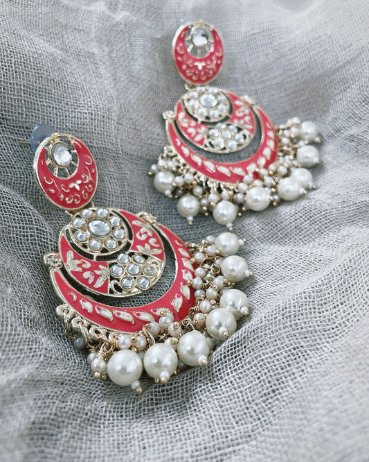 Statement chandbali